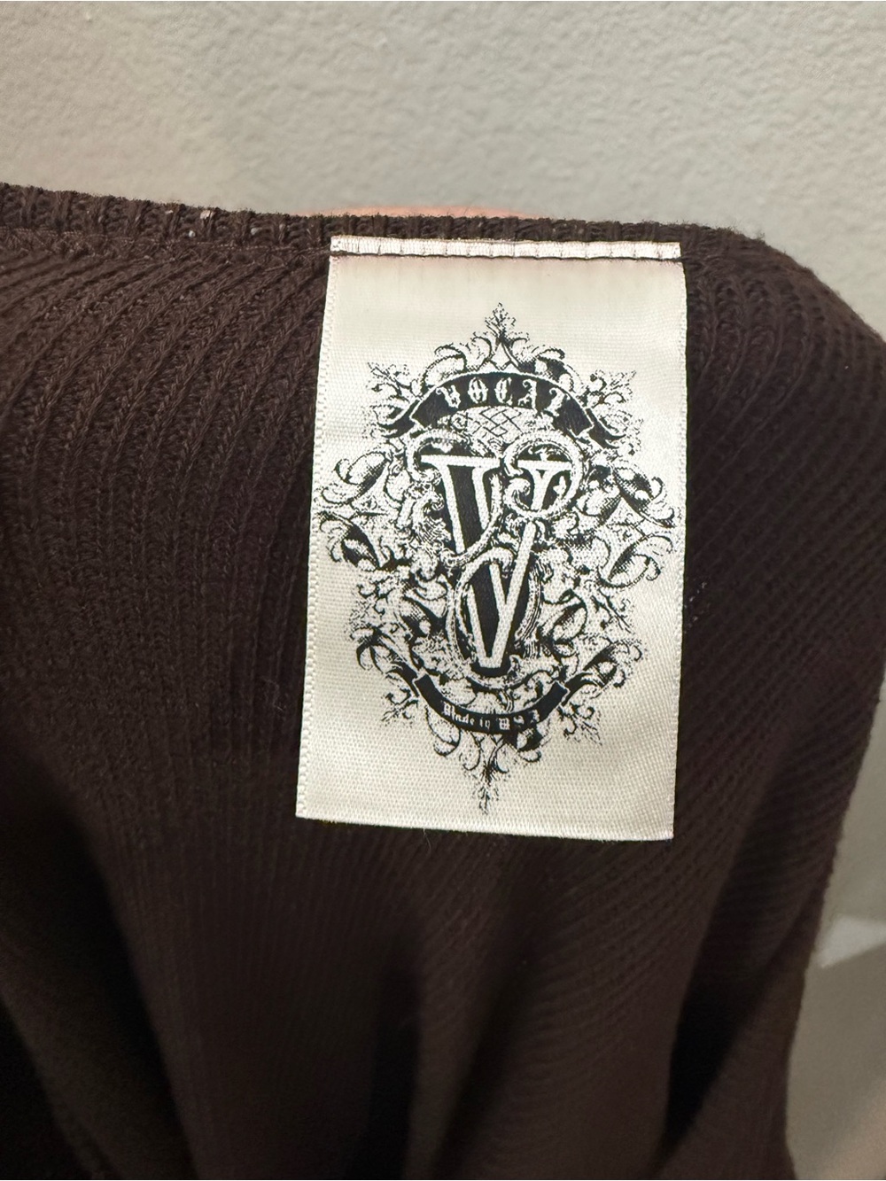 Y2K Insipired Brown V-Neck Long Sleeve Top with Embellished Detail M - Picture 3 of 4
